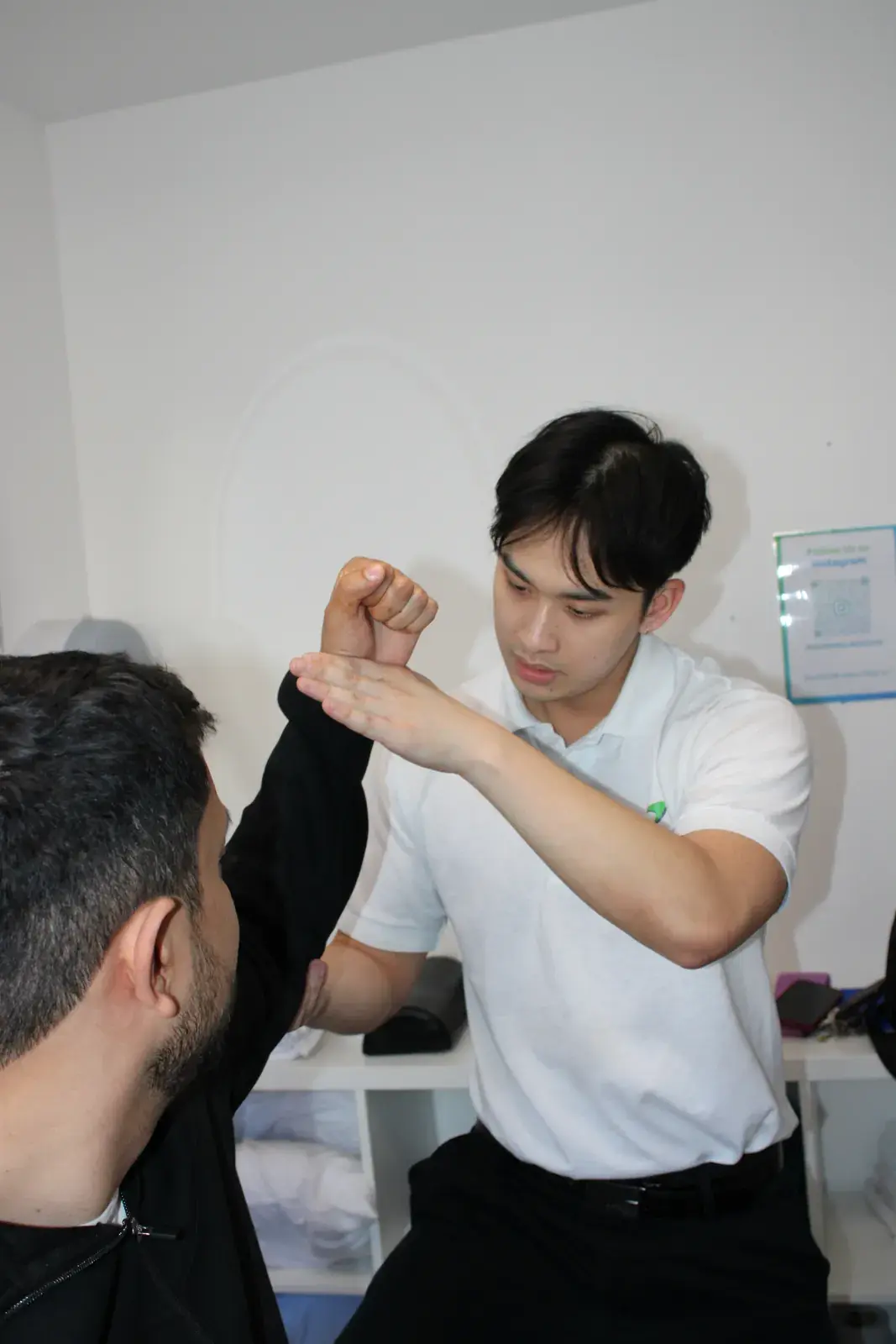 Wrist and forearm mobility test